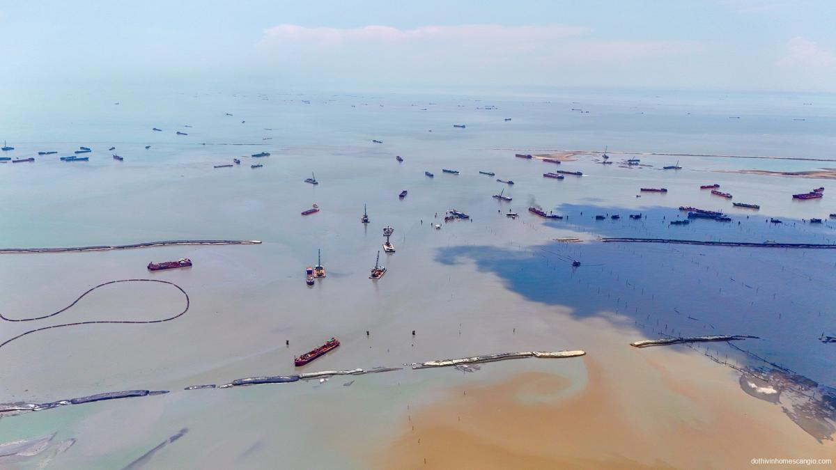 Cận cảnh 